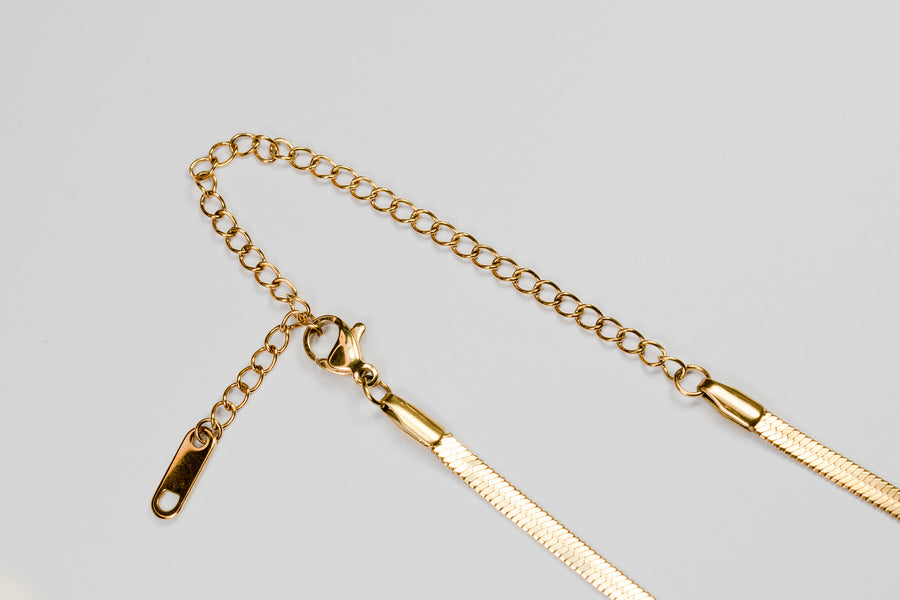 Gold Classic Necklace